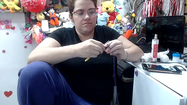 karlythothxh online show from 12, 9, 2025