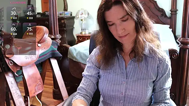 Snapshot of thornburyrose chatting on 12, 12, 2024 thornburyrose online show from 12, 12, 2024