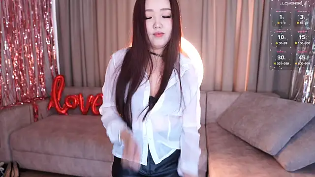 Snapshot of k_kimikooo chatting on 27, 9, 2025 k kimikooo online show from 27, 9, 2025