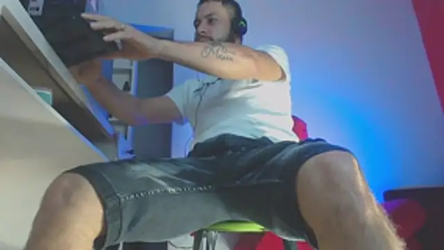 Snapshot of body_x29 chatting on 21, 2, 2026 body x29 online show from 21, 2, 2026