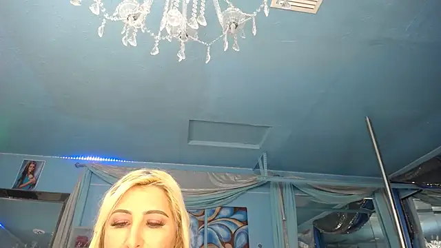 ADRIANNA FOX online show from 7, 2, 2026