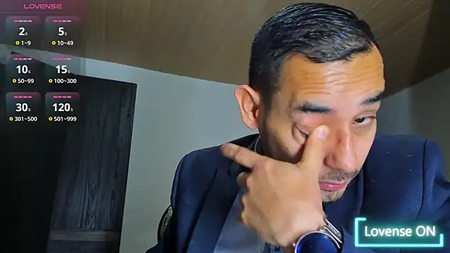 jhonyalzate2 online show from 31, 10, 2025