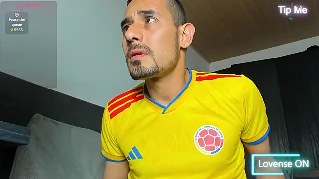 Snapshot of jhonyalzate2 chatting on 23, 7, 2026 jhonyalzate2 online show from 23, 7, 2026