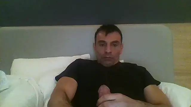 Hugebiglongcockcoupl online show from 21, 12, 2025