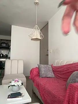 vicky rachell online show from 23, 2, 2025