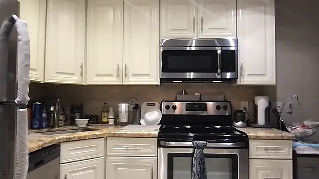 BigGuyMuscle online show from 7, 4, 2026