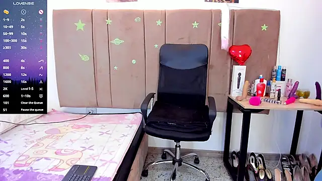Zaly mature online show from 15, 1, 2025