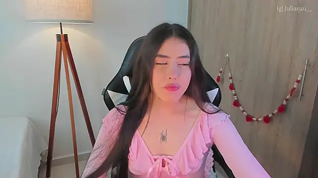 iriswest  online show from 14, 2, 2025