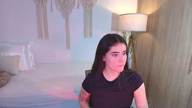 iriswest  online show from 19, 11, 2025