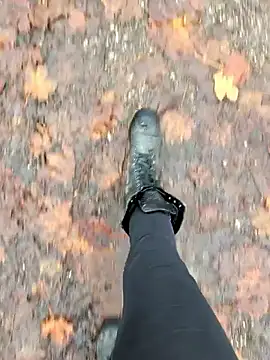 beauty-of-pain online show from 25, 11, 2025