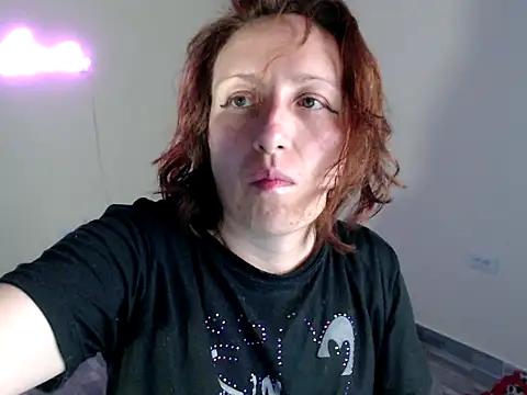 kittykalor09 online show from 12, 4, 2026