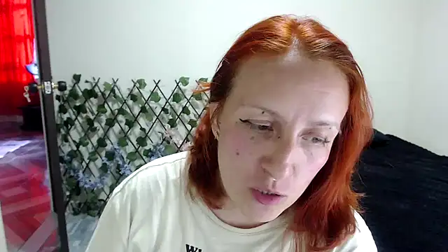 Snapshot of kittykalor09 chatting on 5, 7, 2026 kittykalor09 online show from 5, 7, 2026