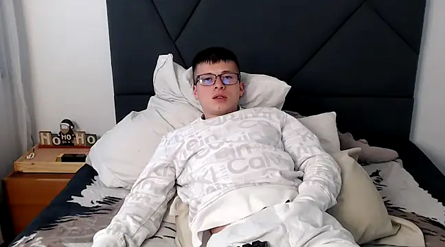 MathewCollin online show from 3, 2, 2025