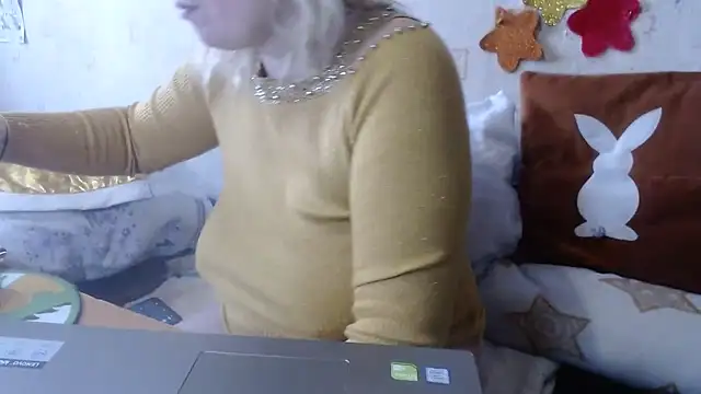 QueenLana online show from 15, 2, 2025