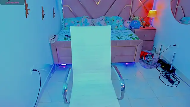 natalia-888 online show from 24, 12, 2024