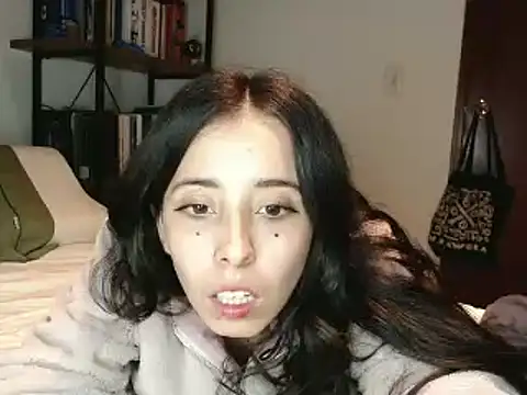 Snapshot of babyluna_8_8 chatting on 5, 12, 2024 babyluna 8 8 online show from 5, 12, 2024