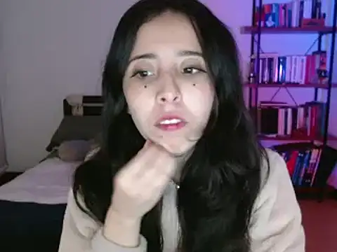 Snapshot of babyluna_8_8 chatting on 26, 12, 2024 babyluna 8 8 online show from 26, 12, 2024