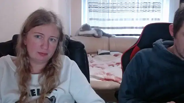 PeterAndJen online show from 9, 3, 2025