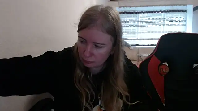 PeterAndJen online show from 21, 11, 2025