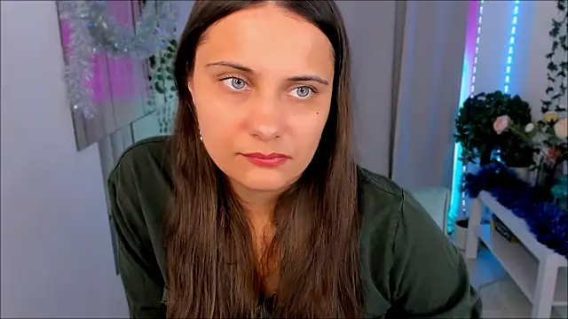 Snapshot of Orfeya chatting on 20, 12, 2025 Orfeya online show from 20, 12, 2025