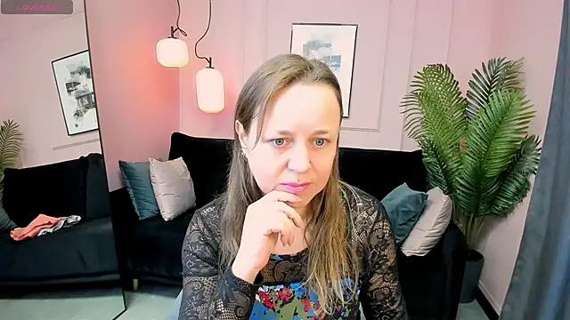 Snapshot of GabrielGold chatting on 27, 11, 2025 GabrielGold online show from 27, 11, 2025