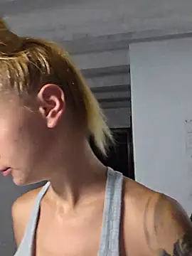 Snapshot of kylie_blck chatting on 1, 6, 2026 kylie blck online show from 1, 6, 2026