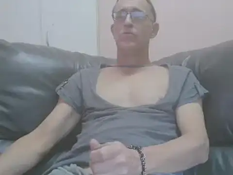 Snapshot of annitsx chatting on 18, 4, 2026 annitsx online show from 18, 4, 2026