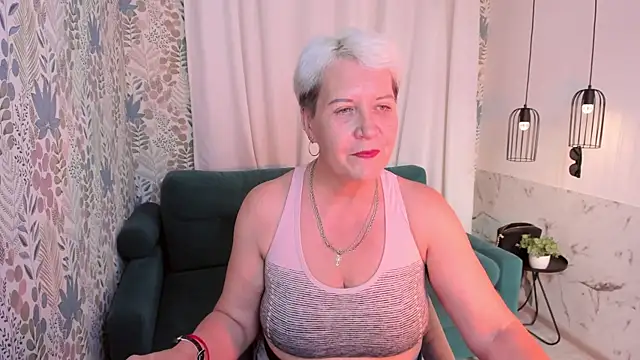 Snapshot of KathySunn chatting on 14, 6, 2026 KathySunn online show from 14, 6, 2026