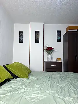 Angela isabella online show from 5, 3, 2026