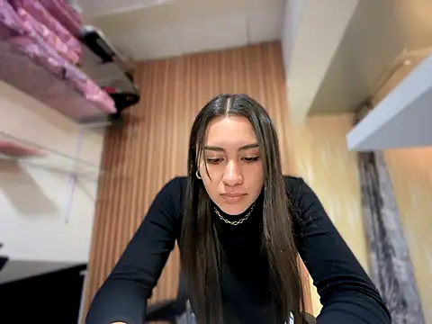 Ambar pe  online show from 11, 9, 2025