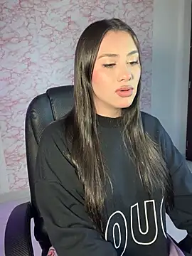 Ambar pe  online show from 5, 12, 2025