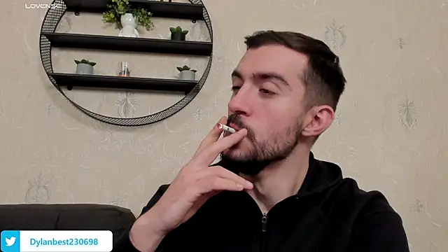 Snapshot of Dylan_Best chatting on 1, 3, 2026 Dylan Best online show from 1, 3, 2026