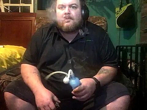 Snapshot of fatdickdaddy448 chatting on 9, 12, 2024 fatdickdaddy448 online show from 9, 12, 2024