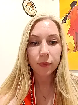 Prettierkate online show from 15, 2, 2025