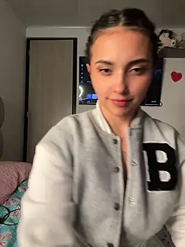 Snapshot of Lucy_Marin chatting on 12, 3, 2025 Lucy Marin online show from 12, 3, 2025