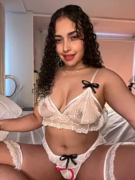 Snapshot of Lucy_Marin chatting on 16, 9, 2025 Lucy Marin online show from 16, 9, 2025