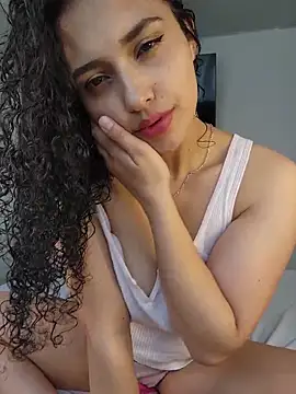 Snapshot of Lucy_Marin chatting on 9, 2, 2026 Lucy Marin online show from 9, 2, 2026