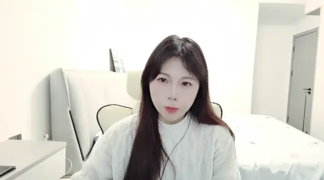 Sunset glow online show from 4, 1, 2025