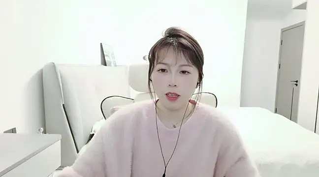 Sunset glow online show from 21, 2, 2025