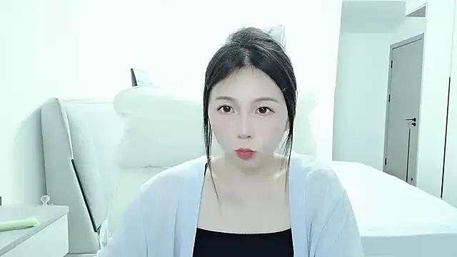 Sunset glow online show from 8, 10, 2025