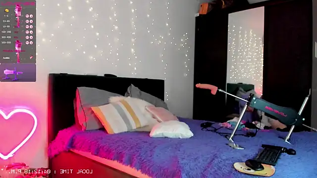 smurfette1 online show from 4, 12, 2024