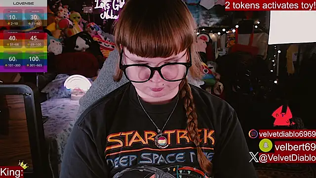 Snapshot of VelvetDiablo chatting on 3, 6, 2026 VelvetDiablo online show from 3, 6, 2026