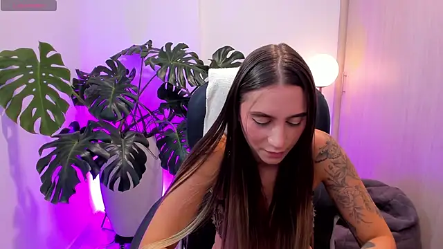 StacyConner online show from 17, 7, 2026