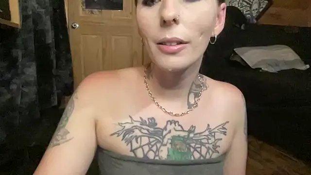 Snapshot of TeenyDoll chatting on 11, 6, 2026 TeenyDoll online show from 11, 6, 2026