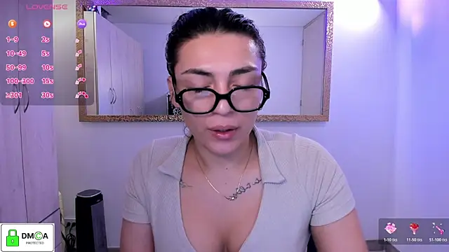 Snapshot of EricaVanderhill chatting on 19, 5, 2026 EricaVanderhill online show from 19, 5, 2026