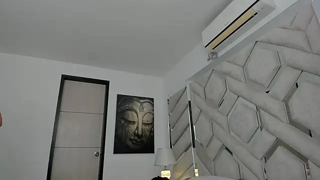 Snapshot of alexandra_fire69x chatting on 23, 4, 2026 alexandra fire69x online show from 23, 4, 2026
