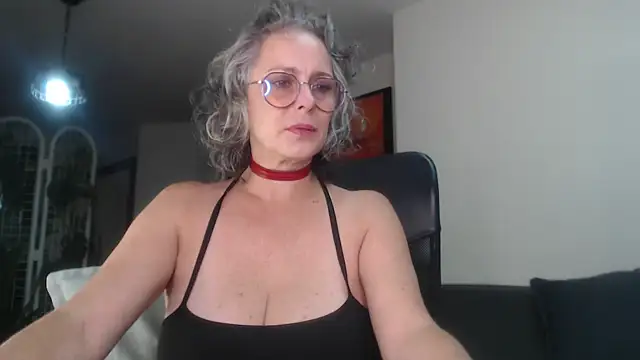 Pinkboobie online show from 9, 2, 2025