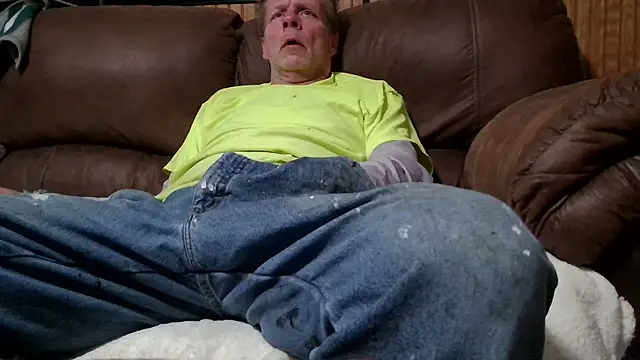 Snapshot of dickgozinyah chatting on 16, 3, 2025 dickgozinyah online show from 16, 3, 2025