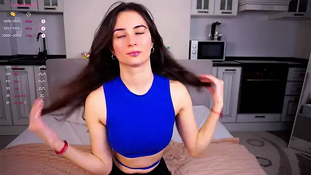 Holla Molly online show from 25, 2, 2025