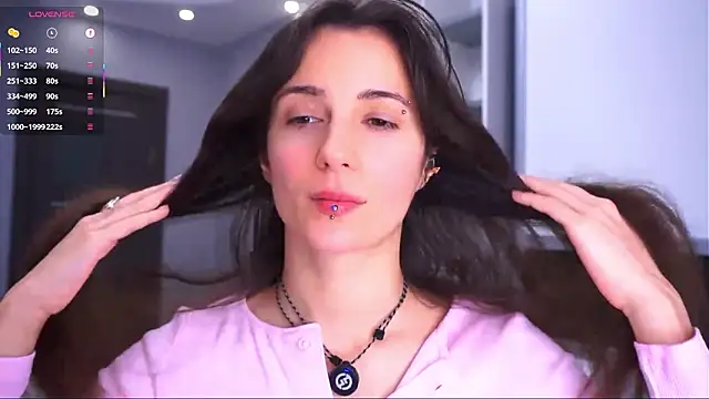 Snapshot of Holla_Molly chatting on 24, 2, 2026 Holla Molly online show from 24, 2, 2026